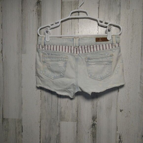 YMI Size 9 Stars And Stripes Cuttoff Shorts - Picture 4 of 7